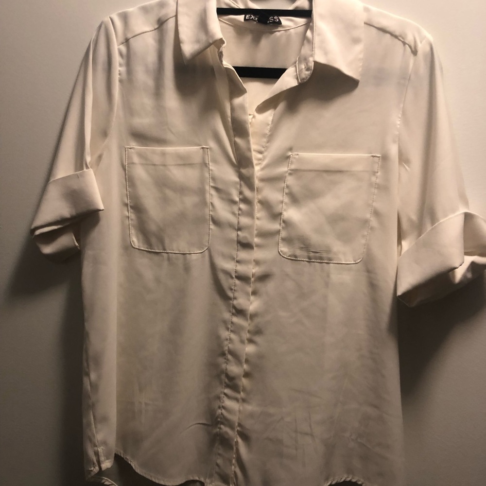 Express white short sleeve blouse - never worn